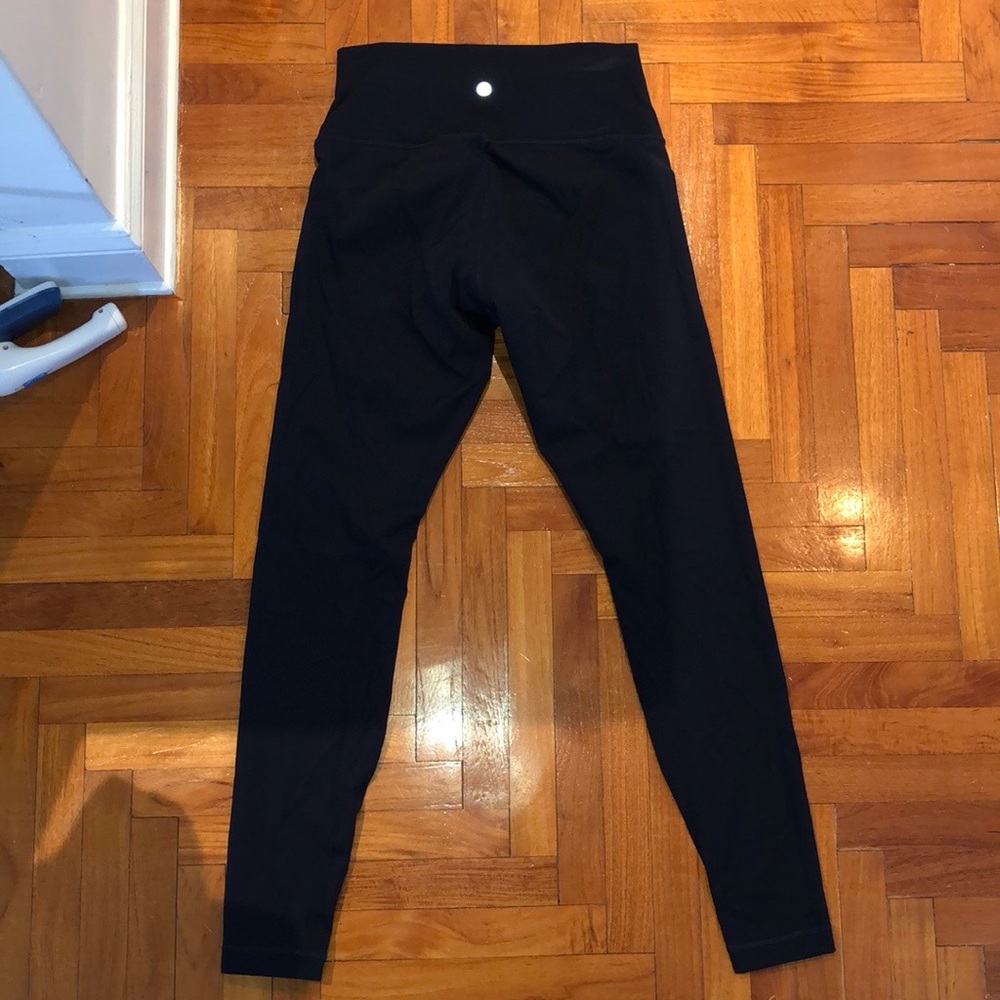 LULULEMON WUNDER UNDER 28” LEGGINGS SIZE 8